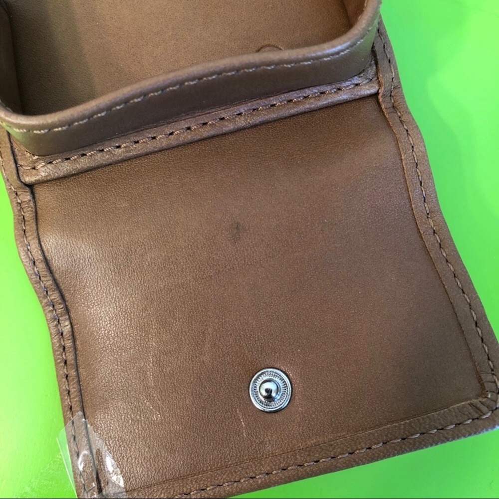 EUC Coach Signature Logo Contact Lens Travel Case - Picture 5 of 8